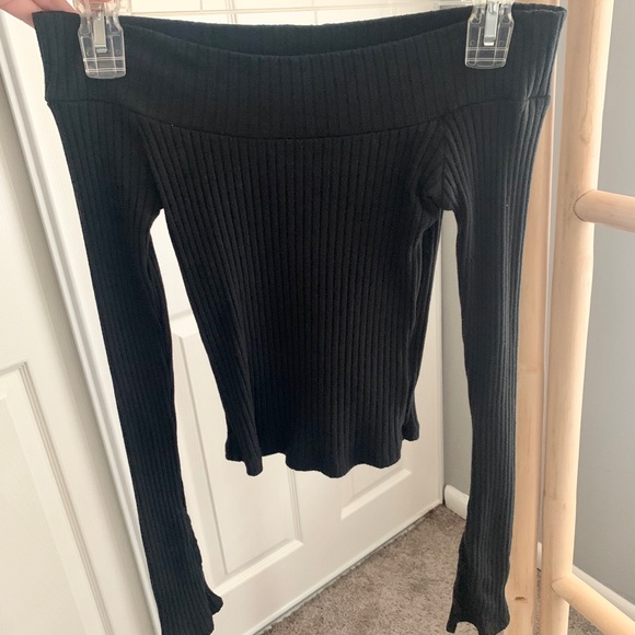 UO silence+noise BLACK Ribbed Off The Shoulder Top - Picture 2 of 5